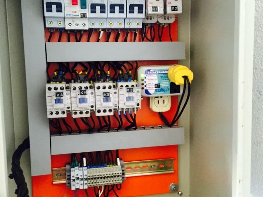 Tablero eléctrico de control para planta de tratamiento de aguas