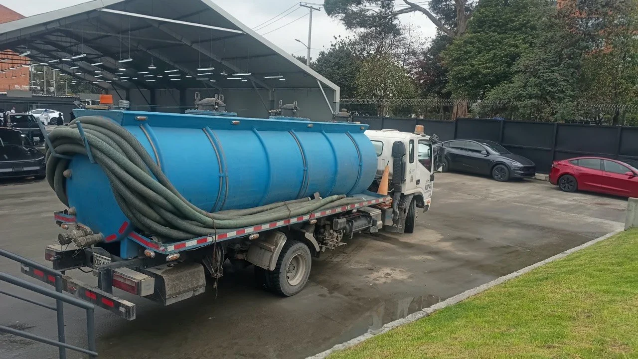 EVACUACION DE AGUAS RESIDUALES NO DOMESTICAS en TRES CIMAS TESLA CALLE 80 en BOGOTÁ, AQUAPLUS, imagen 2